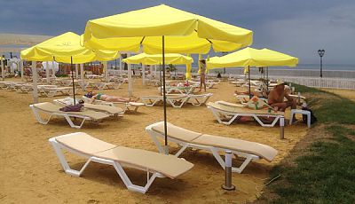 Открылся новый песчаный пляж в Сочи